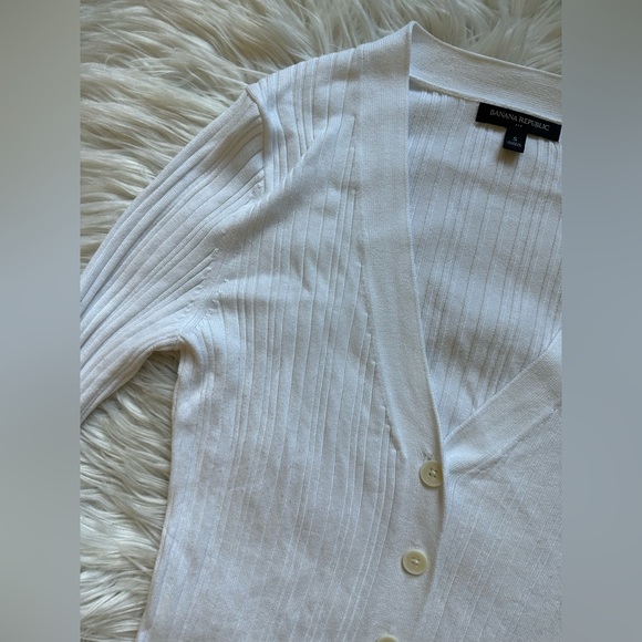 Banana Republic ribbed cardigan - Picture 4 of 6
